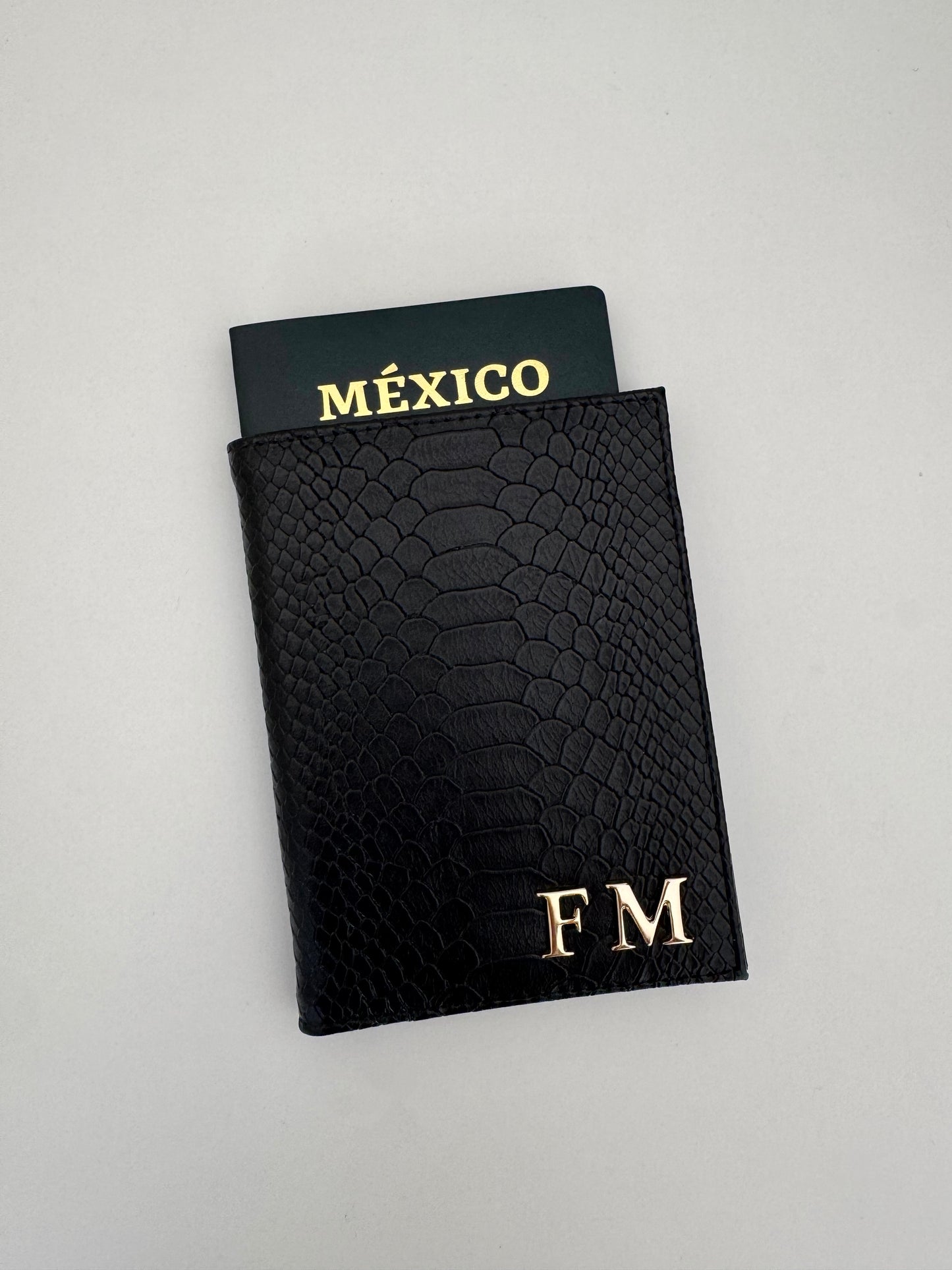 PORTA PASAPORTE