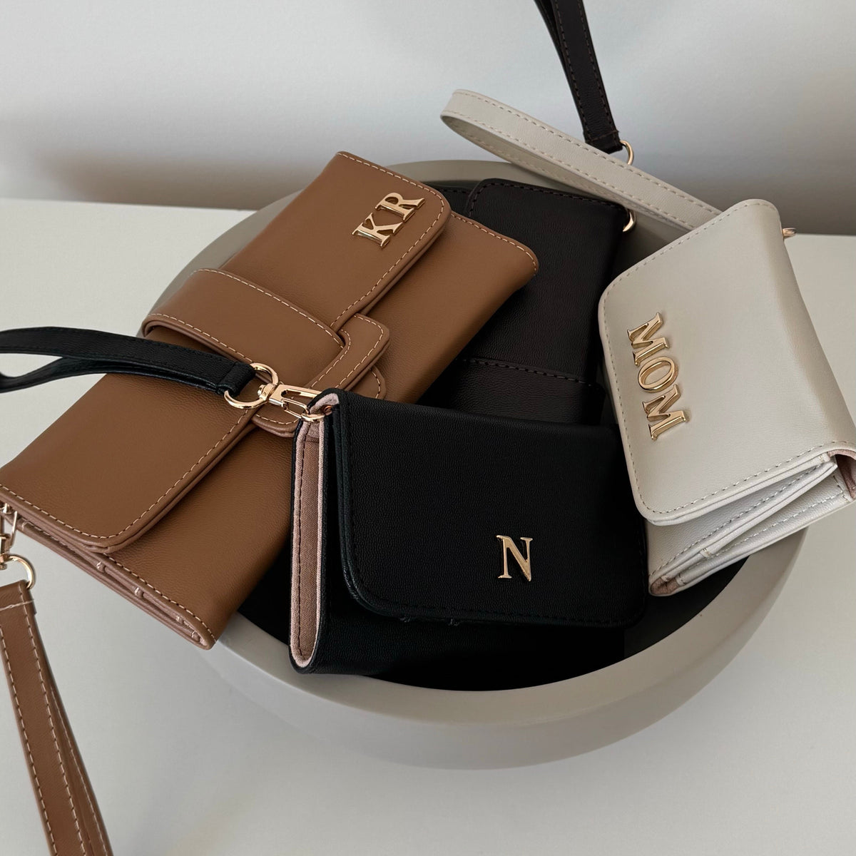 🎁 CARTERA